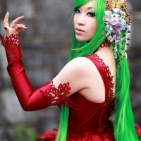 Yaya Han - CC